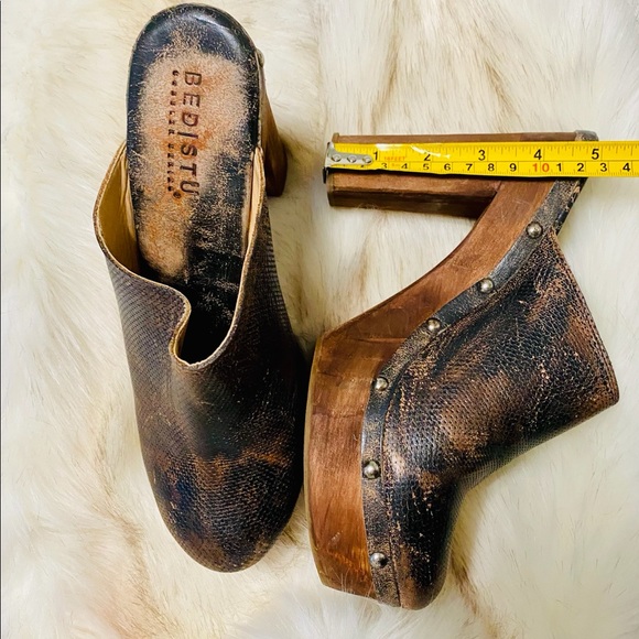 Bed | Stu Leather Clogs - Picture 4 of 5